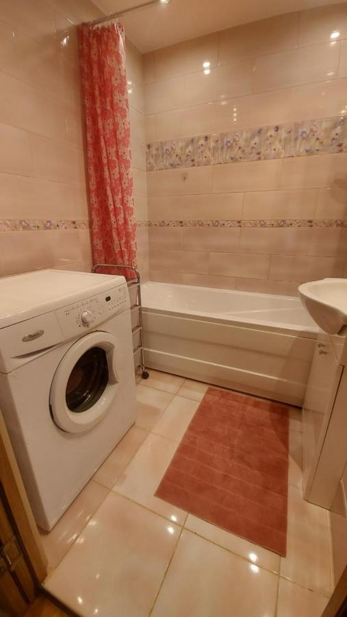 Appartement Celtnieku 14 à Ventspils Extérieur photo