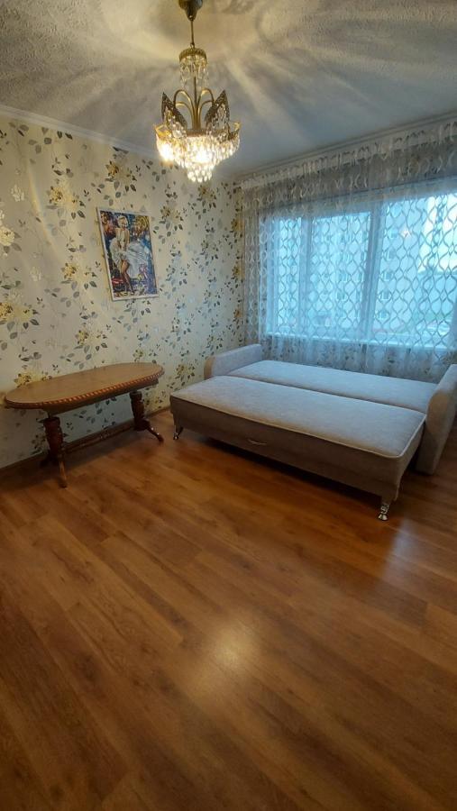 Appartement Celtnieku 14 à Ventspils Extérieur photo
